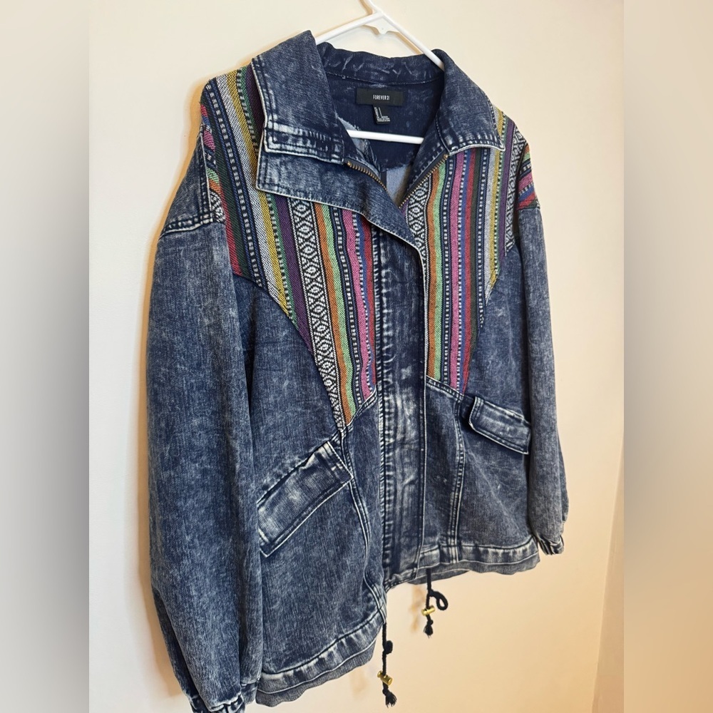 Forever 21 Boho Aztec Pattern Acid Wash Denim Jacket Women’s Small Oversized - Picture 4 of 6